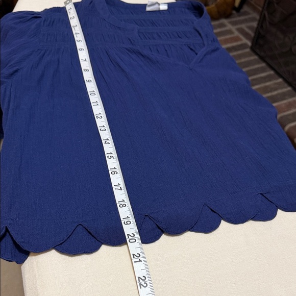 GAP Blue Women's Sloughed Cotton Blouse Top with Flowy Sleeves & Scalloped Hem - Picture 9 of 9